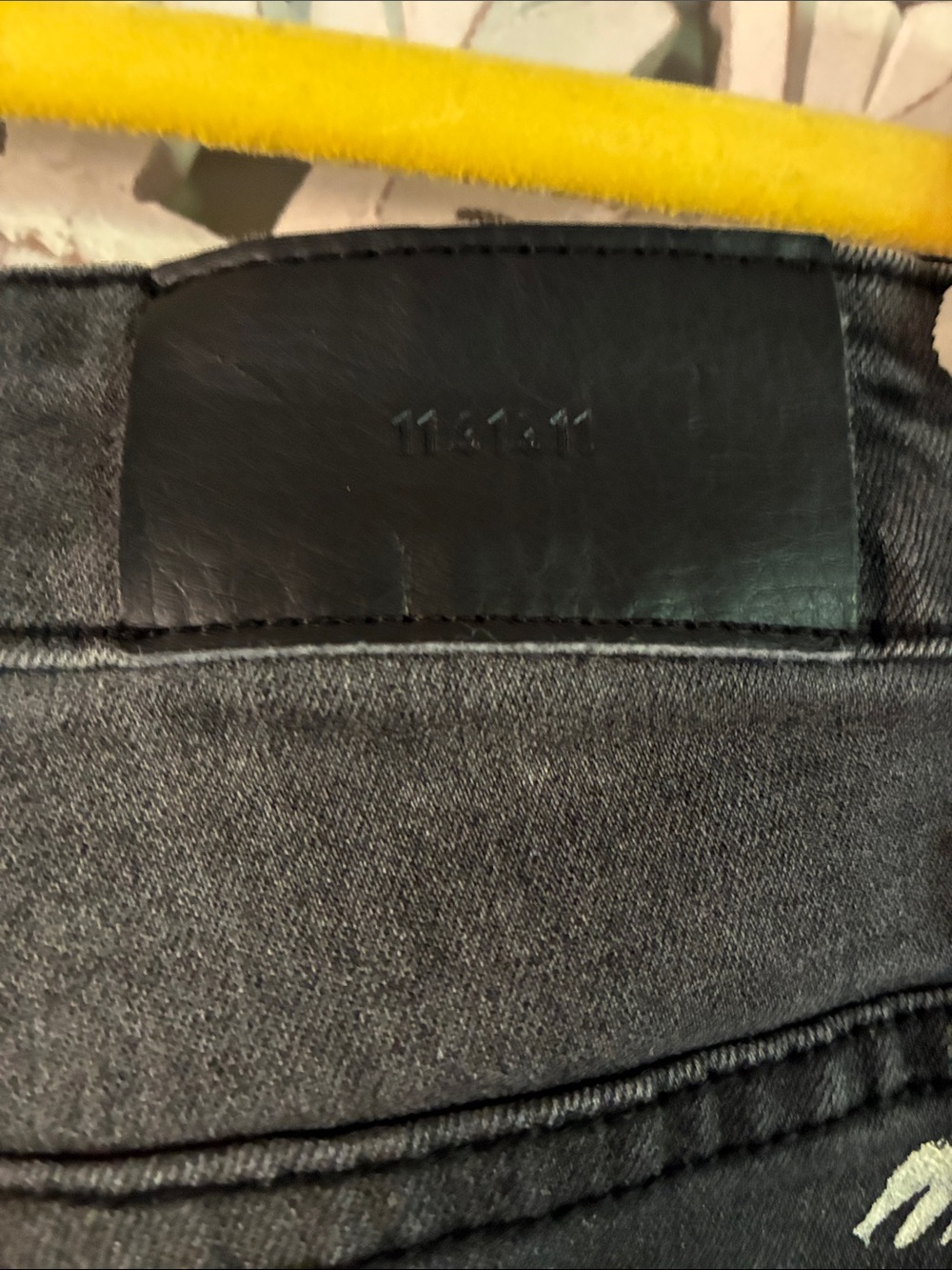 Women Black Skinny Jeans with White Palm Print - Picture 5 of 6